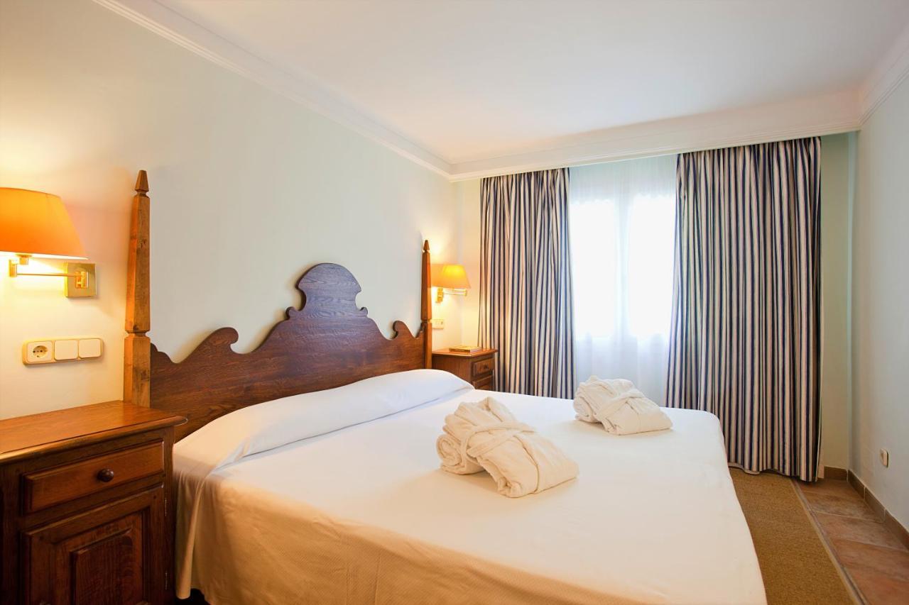 Hotel Cala Sant Vicenc - Adults Only Cala de Sant Vicenc 外观 照片