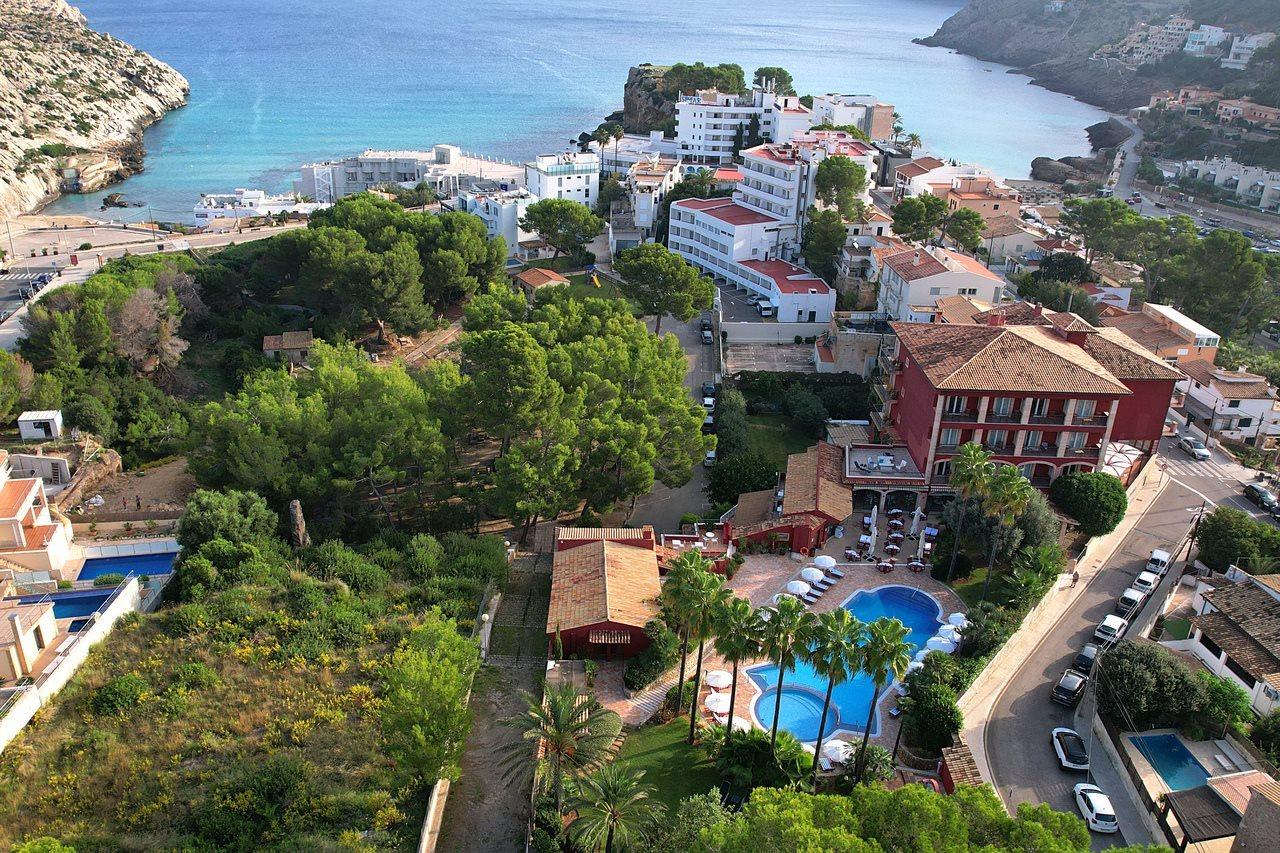 Hotel Cala Sant Vicenc - Adults Only 波连斯萨 外观 照片
